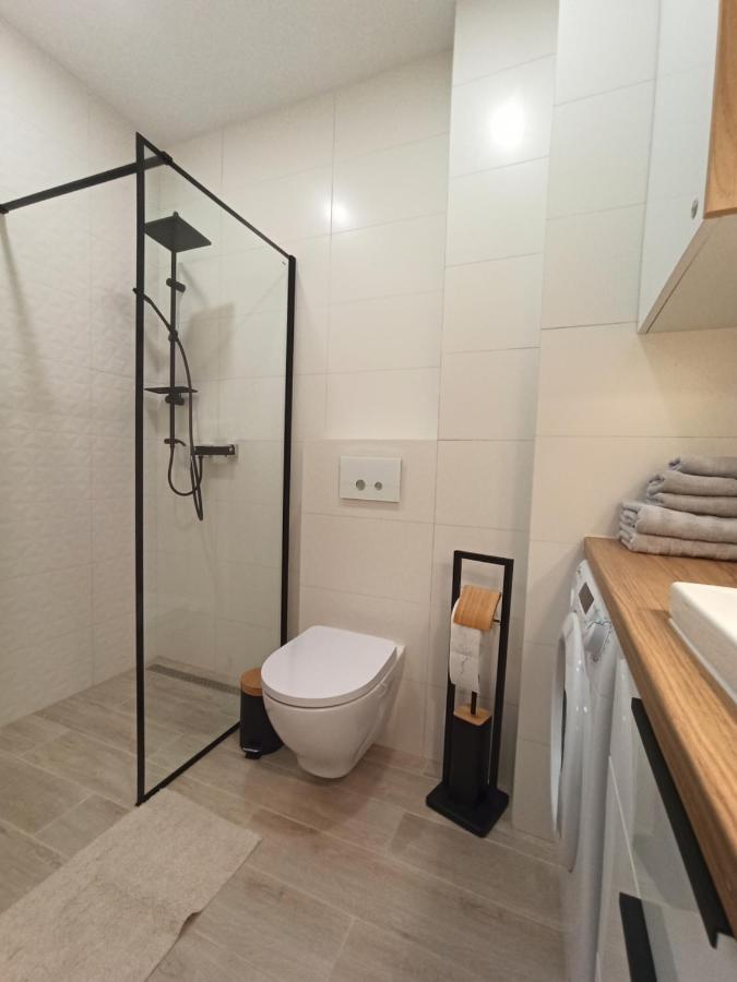Appartamento Apartament Wrzesnia II Esterno foto
