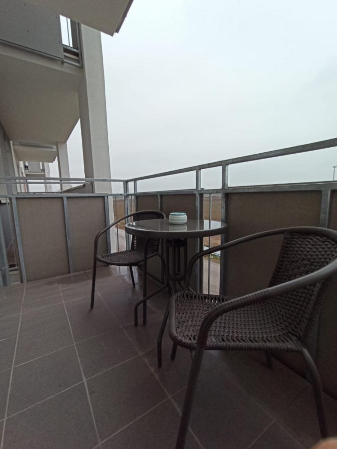 Appartamento Apartament Wrzesnia II Esterno foto